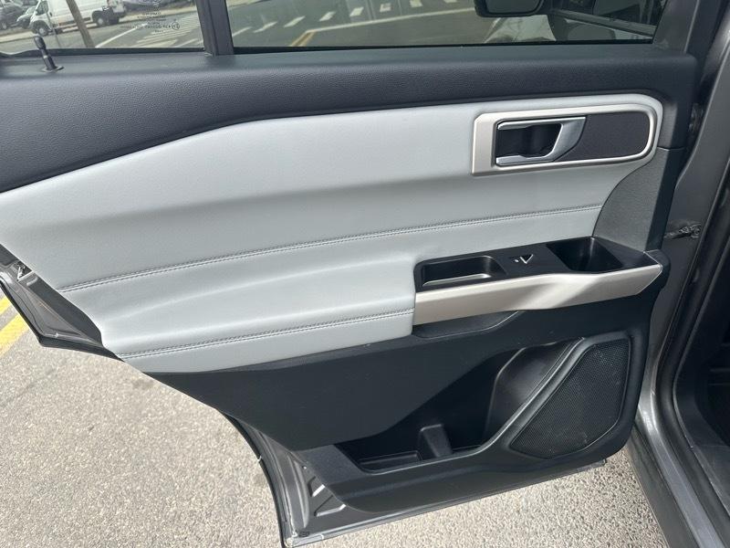 Ford Explorer XLT AWD 2023