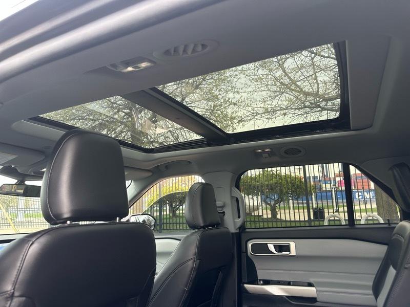 Ford Explorer XLT AWD 2023