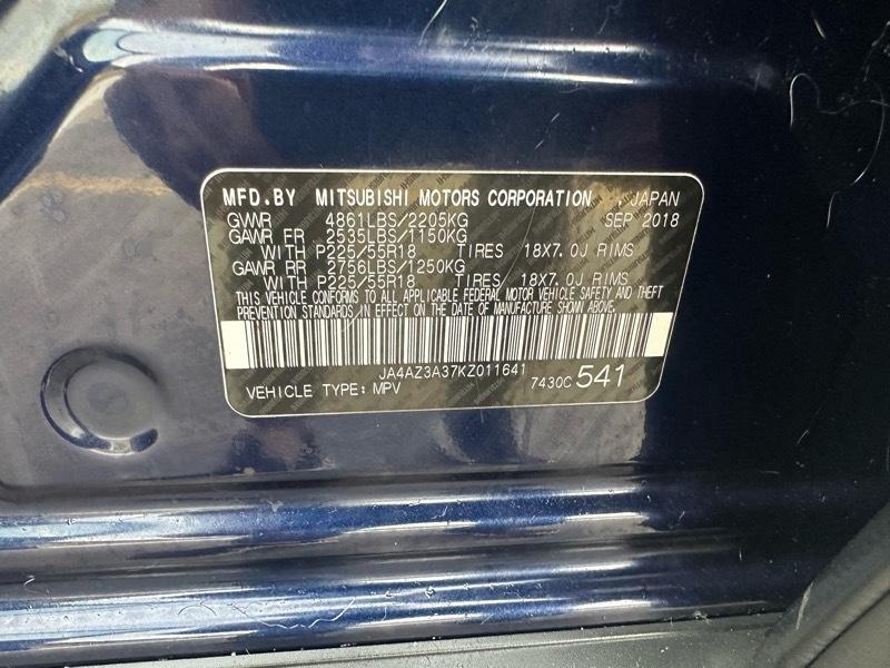 Mitsubishi Outlander  2019