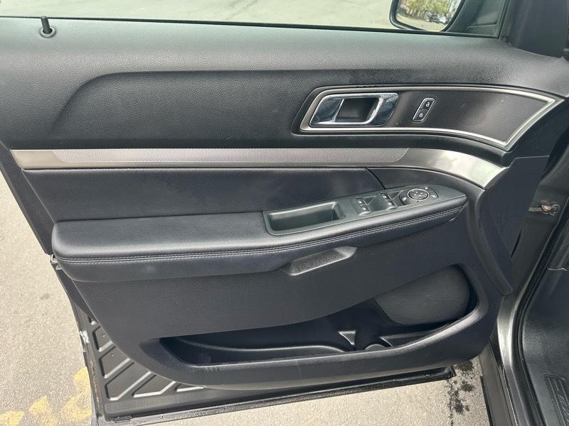 Ford Explorer XLT 4WD 2019