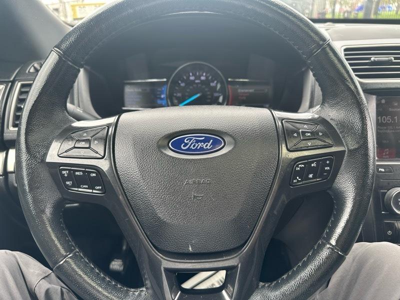 Ford Explorer XLT 4WD 2019
