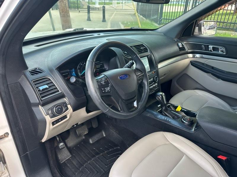 Ford Explorer XLT 4WD 2019