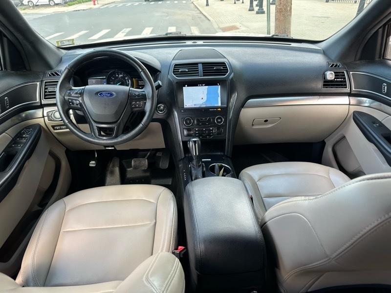 Ford Explorer XLT 4WD 2019