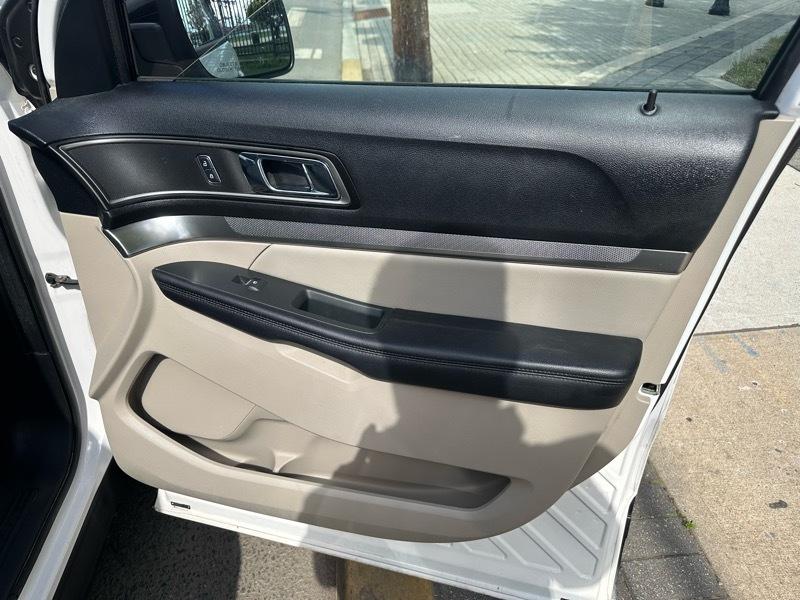 Ford Explorer XLT 4WD 2019