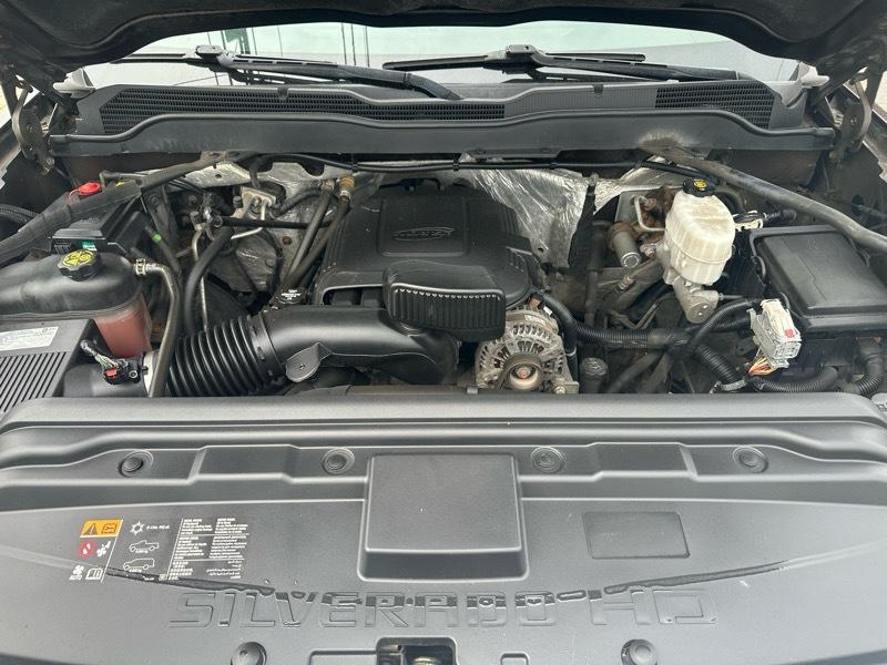 Chevrolet Silverado 2500HD LT Crew Cab Long Box 4WD 2018