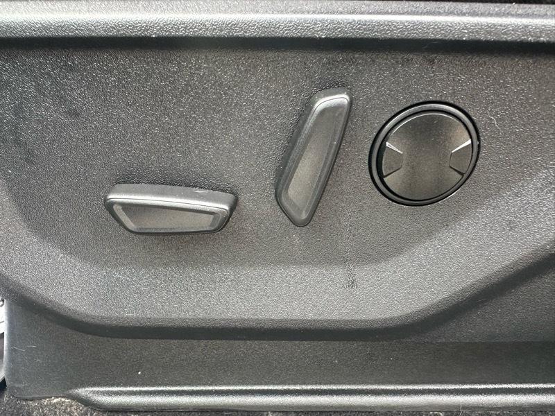 Ford F-150 XLT SuperCrew 5.5-ft. Bed 4WD 2023