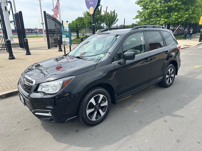 Subaru Forester 2.5i Limited 2017