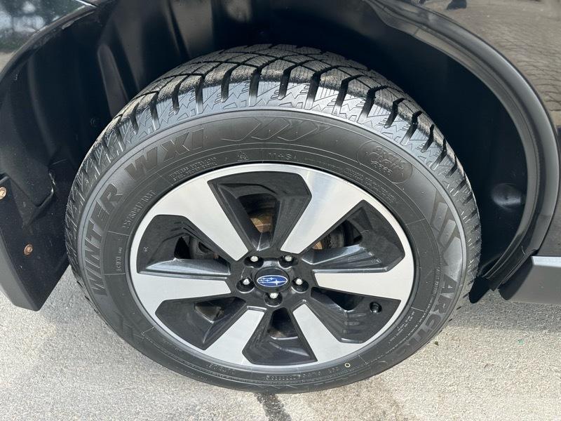 Subaru Forester 2.5i Limited 2017
