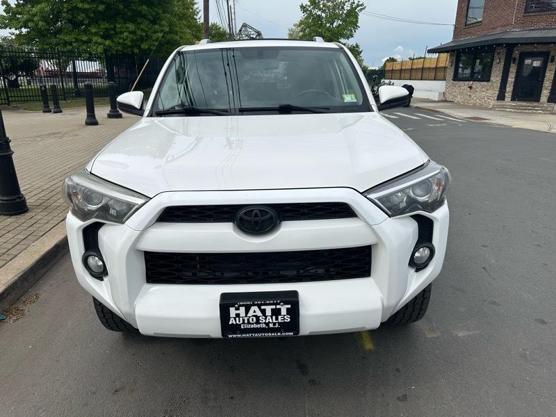 Toyota 4Runner SR5 4WD 2017