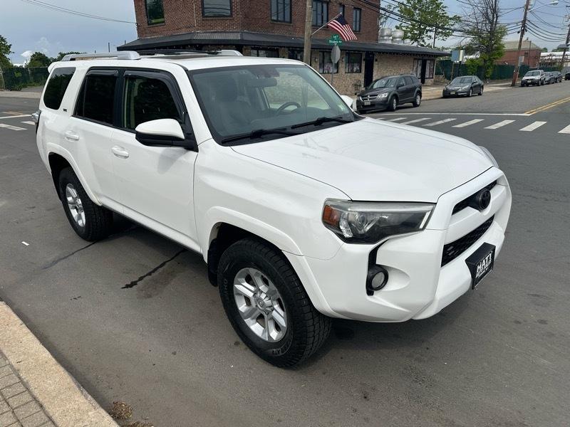 Toyota 4Runner SR5 4WD 2017