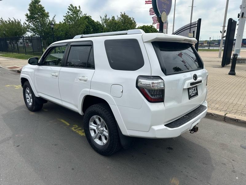Toyota 4Runner SR5 4WD 2017