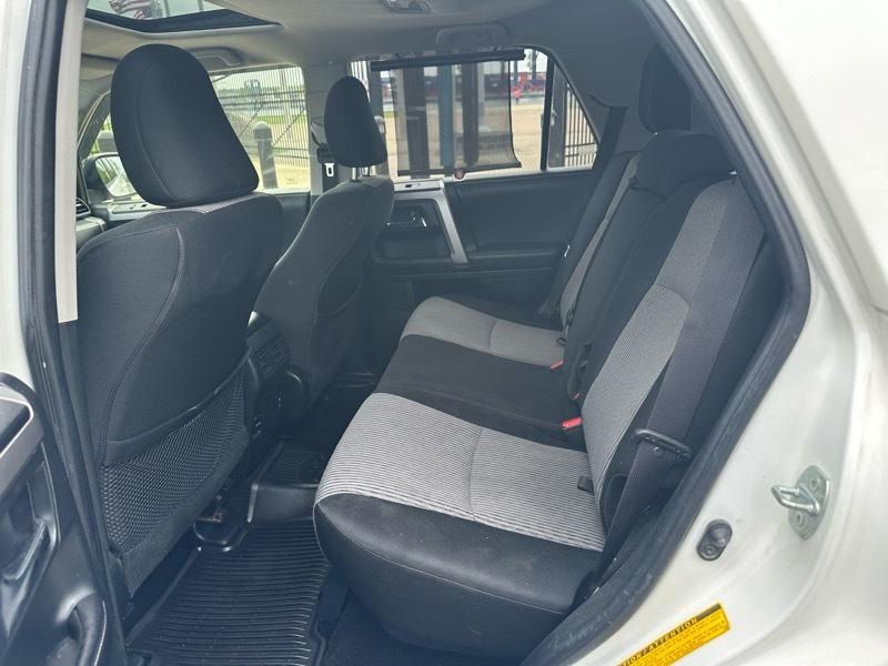 Toyota 4Runner SR5 4WD 2017