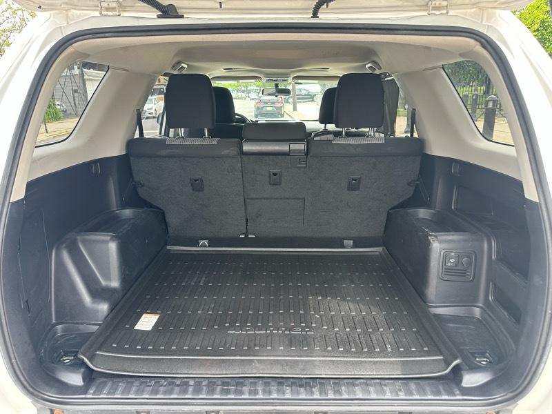 Toyota 4Runner SR5 4WD 2017