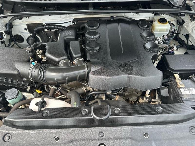 Toyota 4Runner SR5 4WD 2017