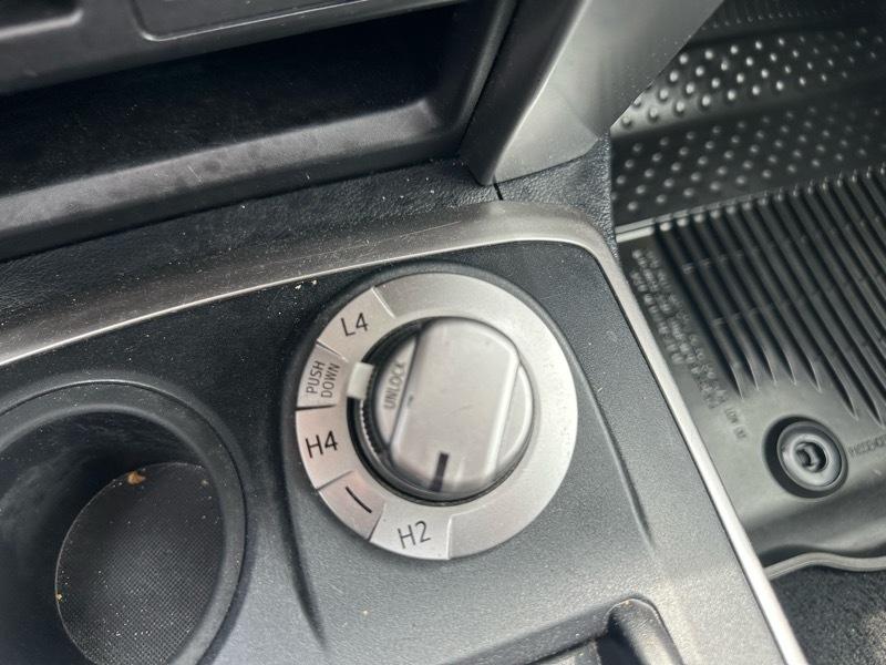 Toyota 4Runner SR5 4WD 2017