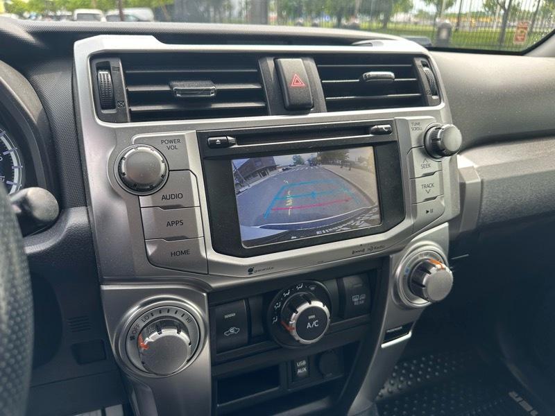 Toyota 4Runner SR5 4WD 2017