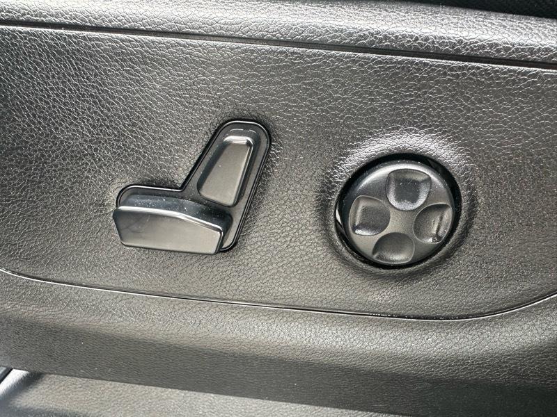 RAM 1500 Big Horn Quad Cab 4WD 2020
