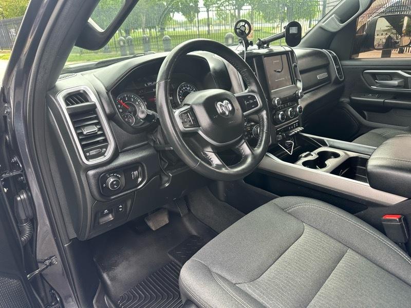 RAM 1500 Big Horn Quad Cab 4WD 2020