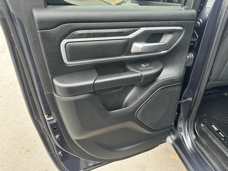 RAM 1500 Big Horn Quad Cab 4WD 2020