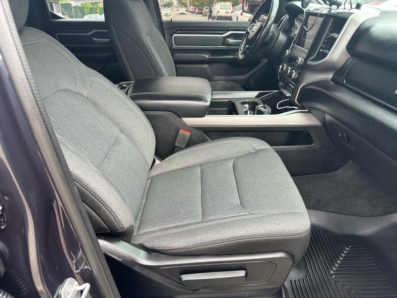 RAM 1500 Big Horn Quad Cab 4WD 2020