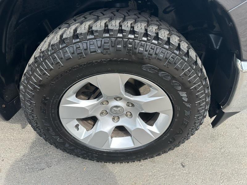 RAM 1500 Big Horn Quad Cab 4WD 2020