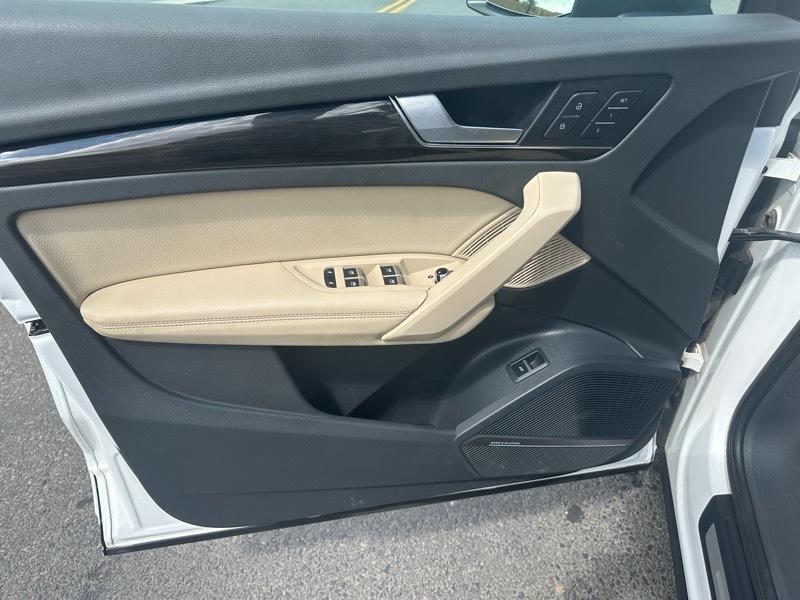 Audi Q5 2.0T Premium Plus quattro 2019