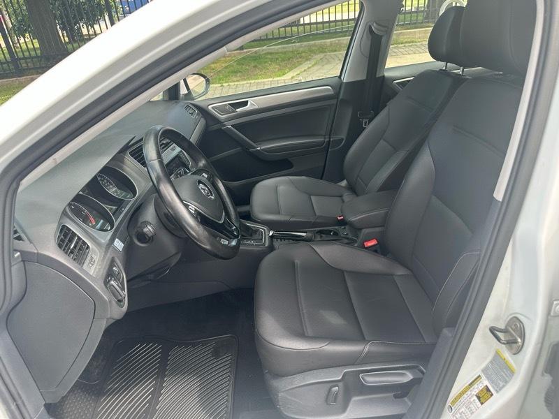 Volkswagen Golf SportWagen TDI S 6A 2015