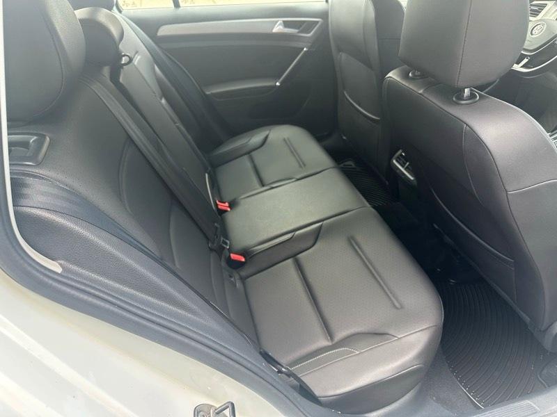 Volkswagen Golf SportWagen TDI S 6A 2015