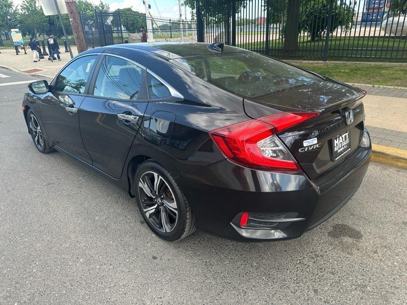 Honda Civic Touring Sedan CVT 2016