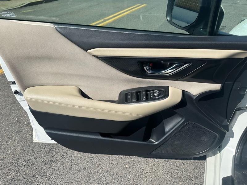 Subaru Legacy Premium 2022