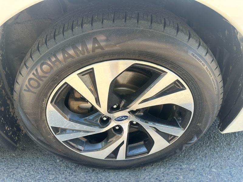Subaru Legacy Premium 2022