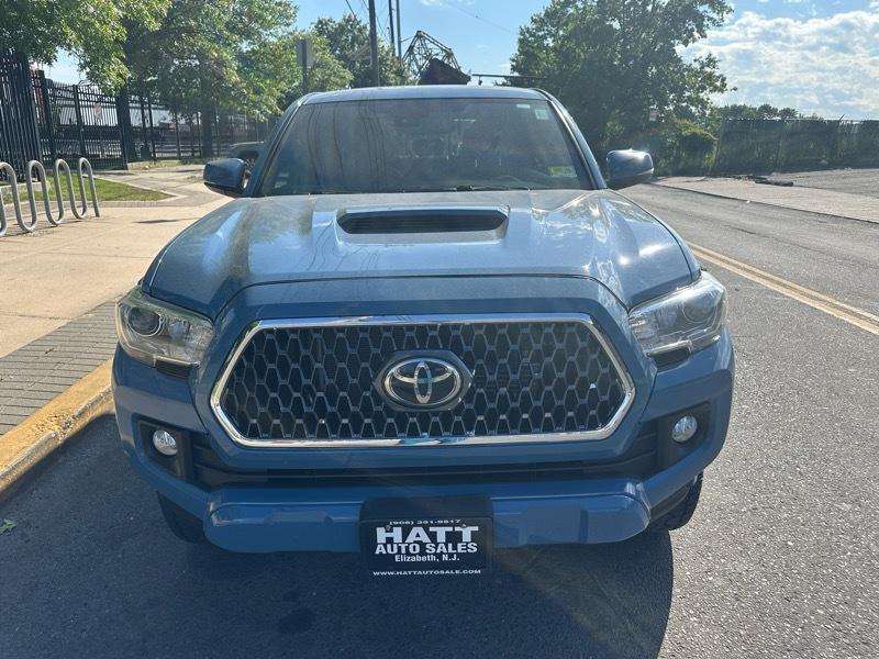 Toyota Tacoma  2019
