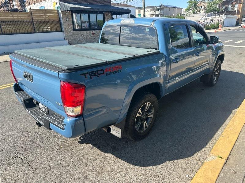 Toyota Tacoma  2019