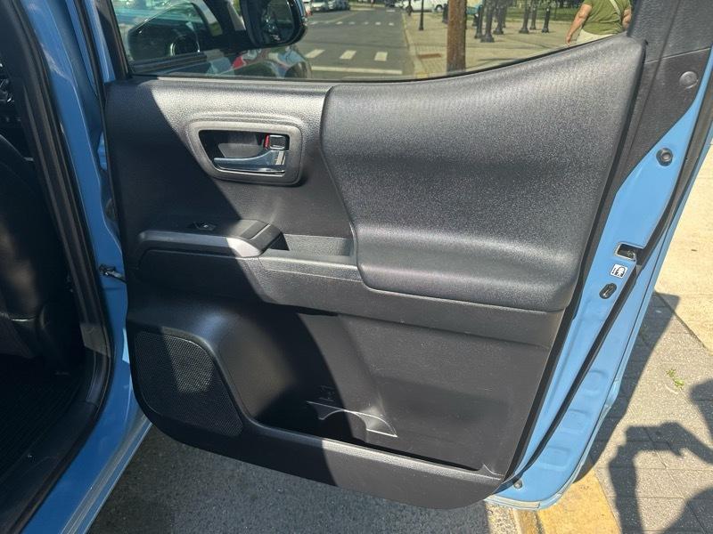 Toyota Tacoma  2019