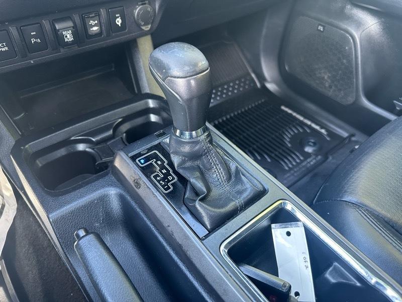 Toyota Tacoma  2019