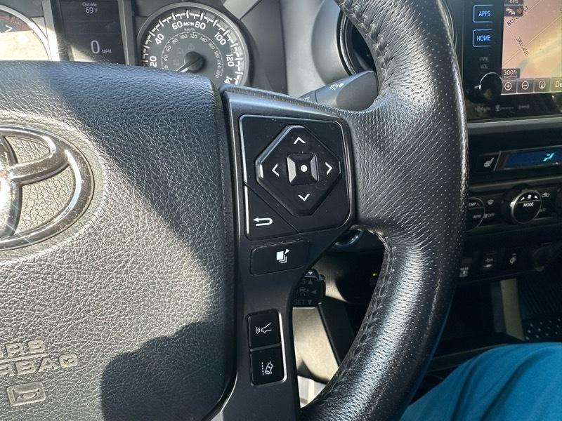 Toyota Tacoma  2019
