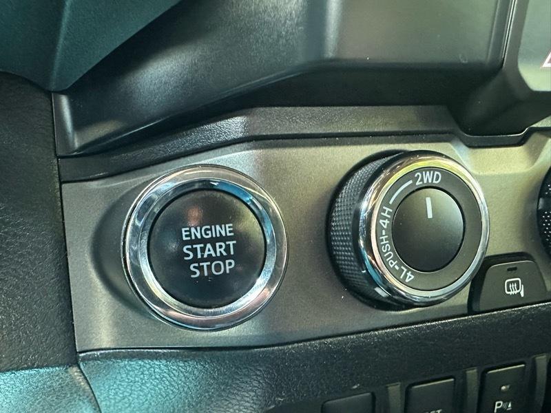 Toyota Tacoma  2019