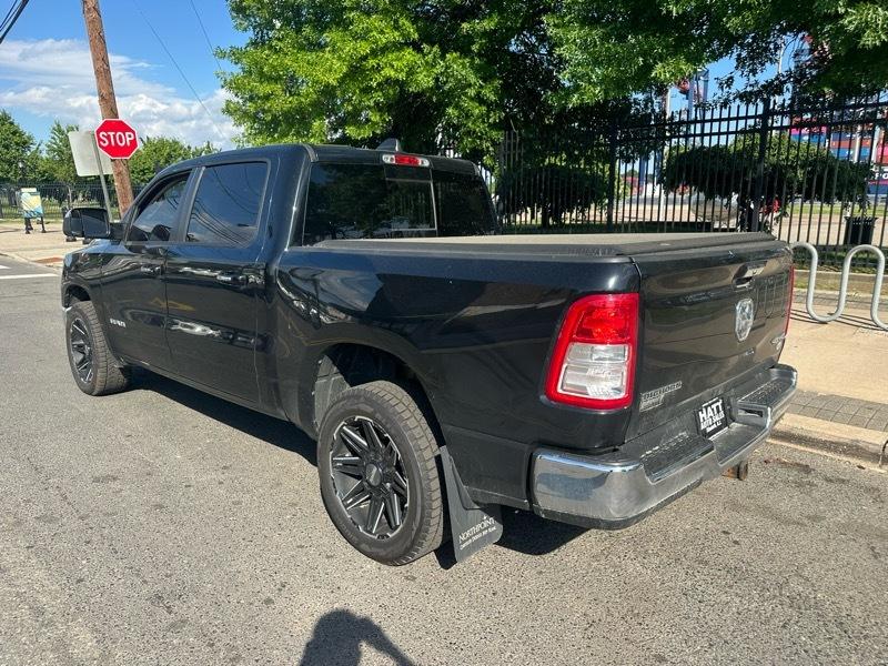 RAM 1500 Big Horn Crew Cab SWB 4WD 2020