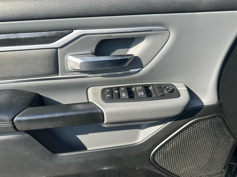 RAM 1500 Big Horn Crew Cab SWB 4WD 2020