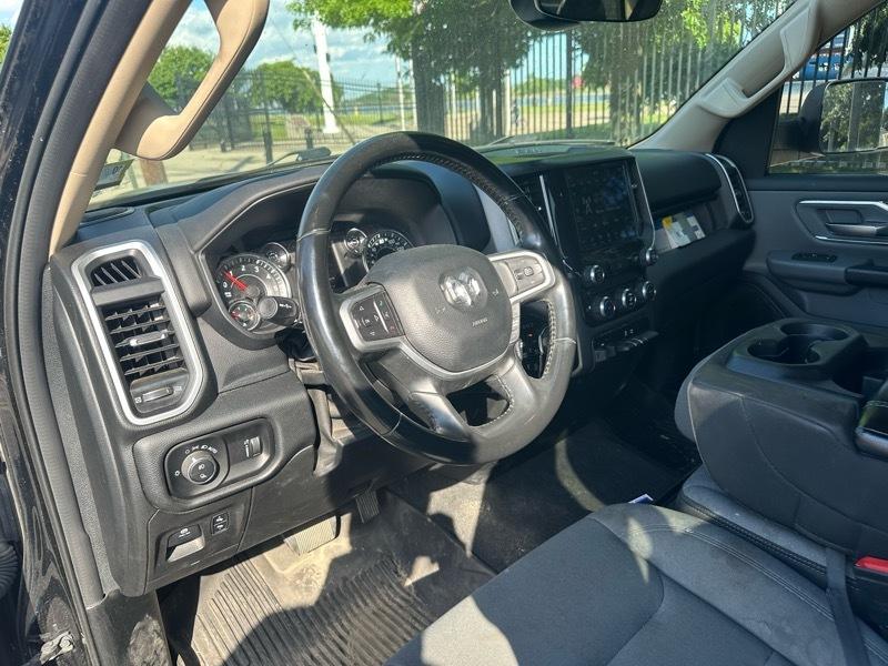 RAM 1500 Big Horn Crew Cab SWB 4WD 2020