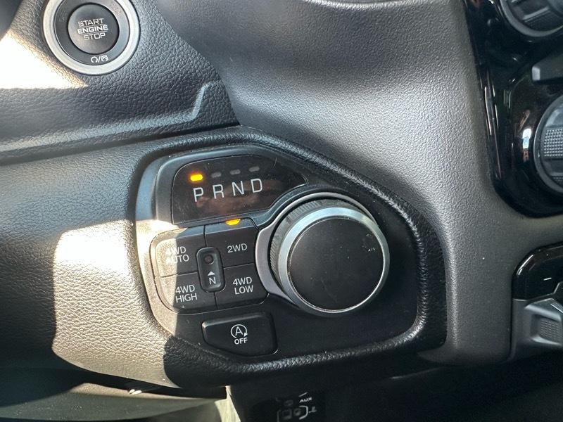 RAM 1500 Big Horn Crew Cab SWB 4WD 2020