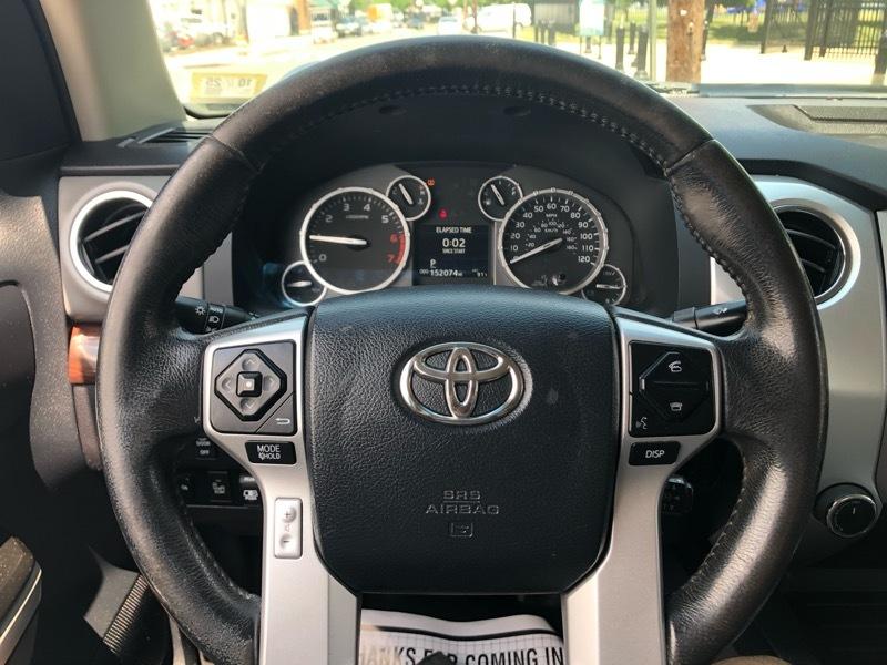 Toyota Tundra Limited 5.7L Double Cab 4WD 2016