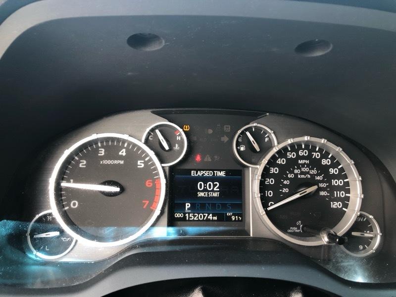 Toyota Tundra Limited 5.7L Double Cab 4WD 2016