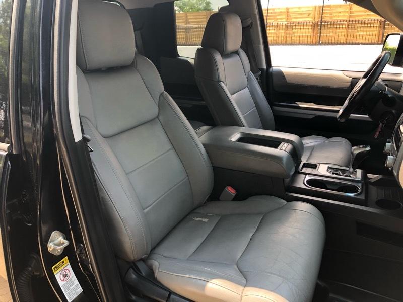 Toyota Tundra Limited 5.7L Double Cab 4WD 2016