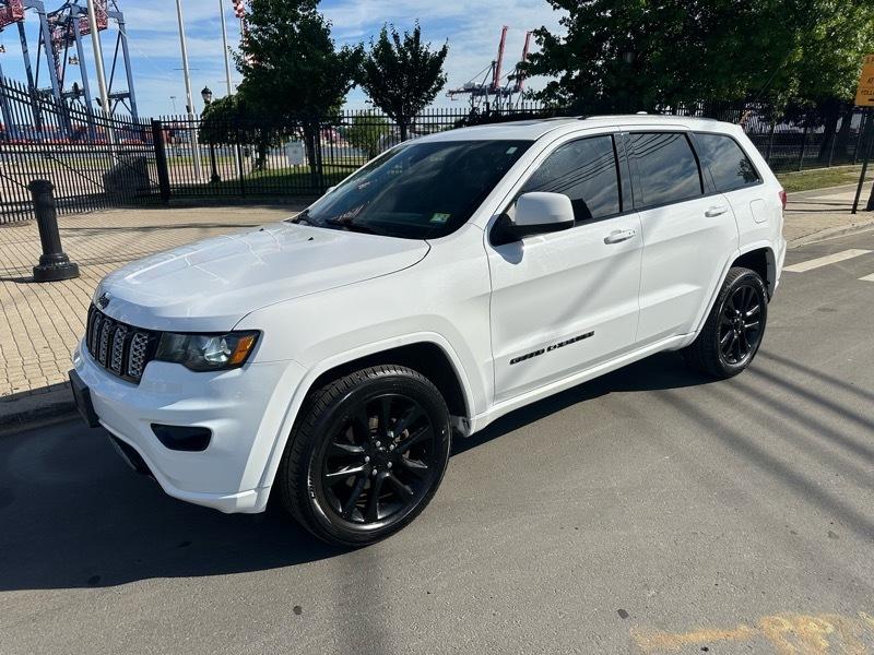 Jeep Grand Cherokee  2018
