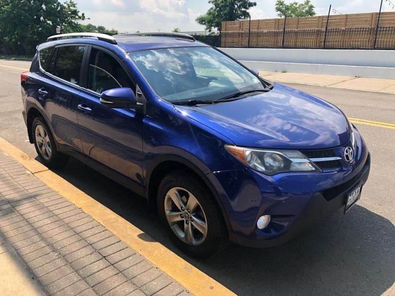 Toyota RAV4 XLE AWD 2015