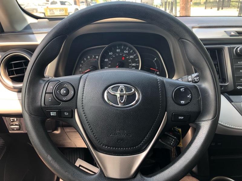 Toyota RAV4 XLE AWD 2015