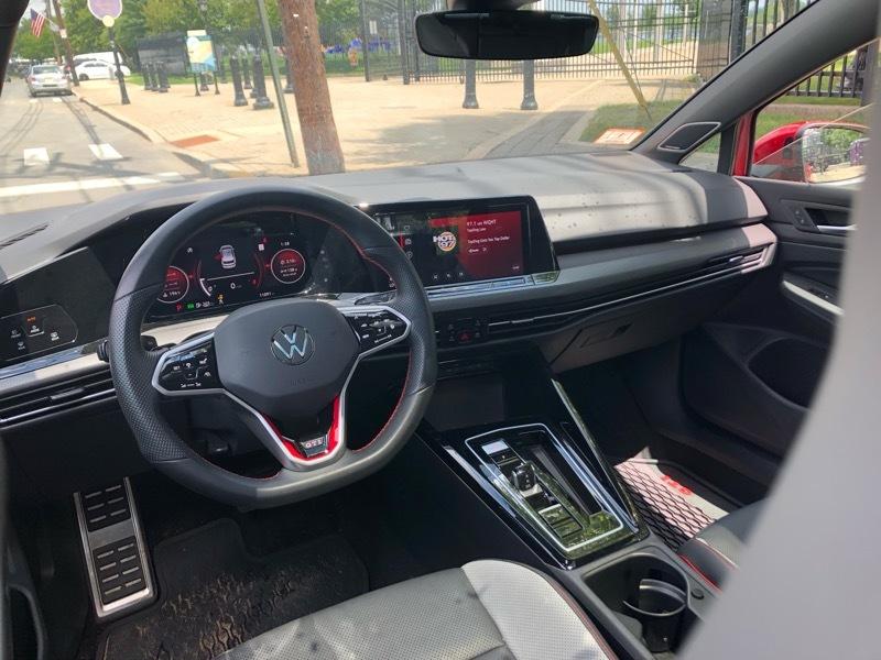 Volkswagen Golf GTI Autobahn 2023