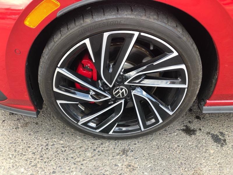 Volkswagen Golf GTI Autobahn 2023