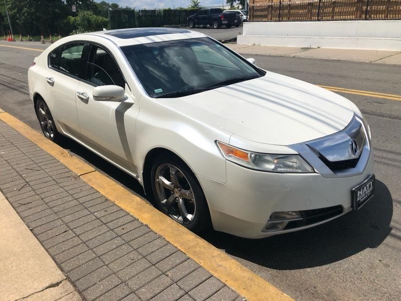 Acura TL 5-Speed AT SH-AWD with Tech Package 2011